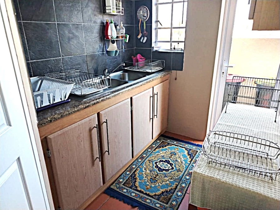 6 Bedroom Property for Sale in Vaal Dam Free State